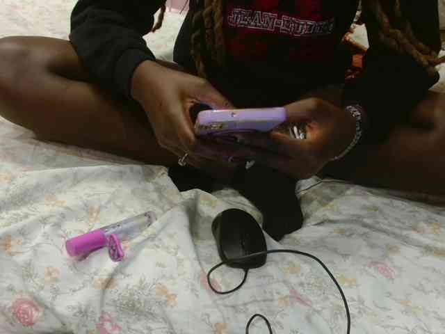 Sexyafricanah001 webcam