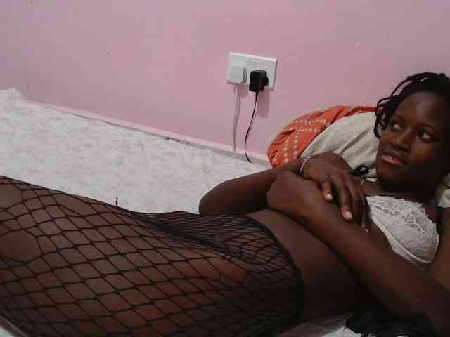 Sexyafricanah001 webcam