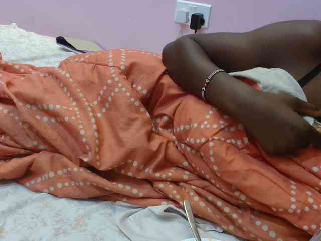 Sexyafricanah001 webcam