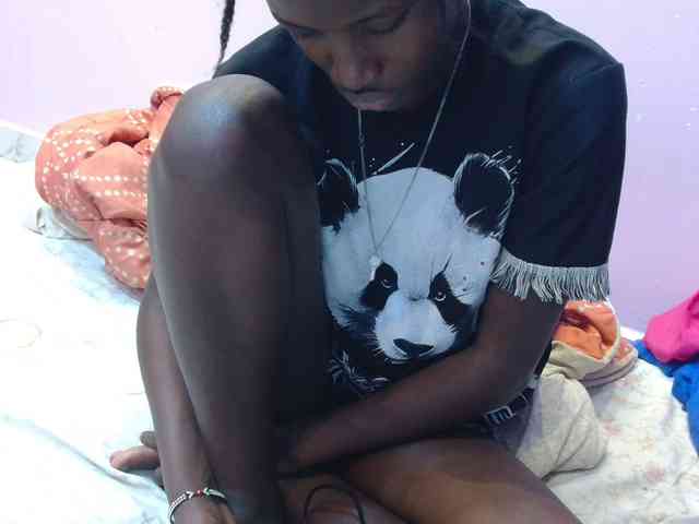 Sexyafricanah001 webcam