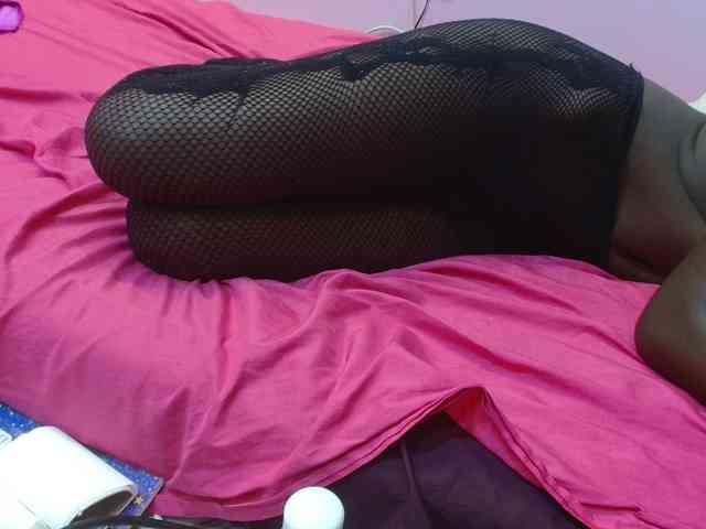 Sexyafricanah001 webcam