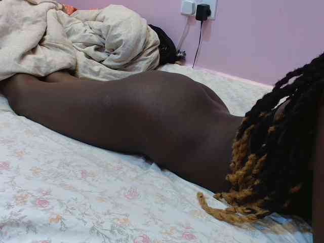 Sexyafricanah001 webcam