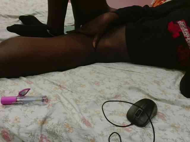 Sexyafricanah001 webcam