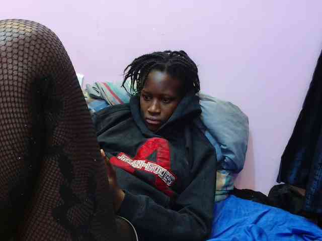 Sexyafricanah001 webcam