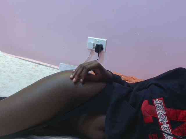 Sexyafricanah001 webcam