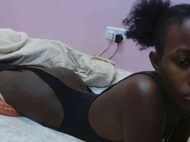 Sexyafricanah001 webcam
