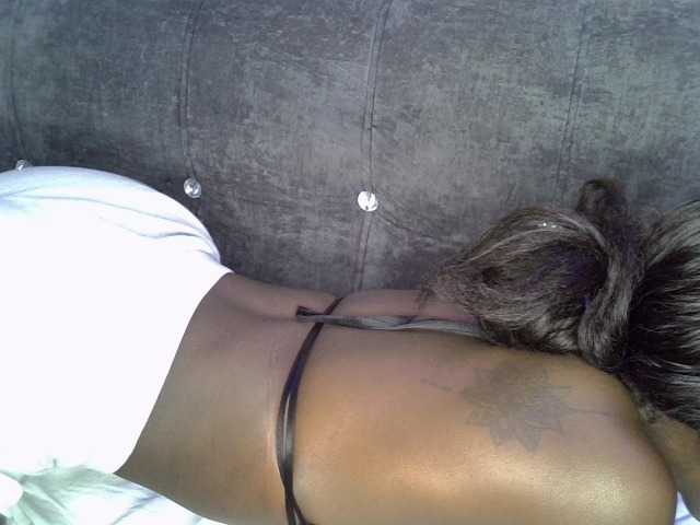 sexiesheea Live Cam on BongaCams