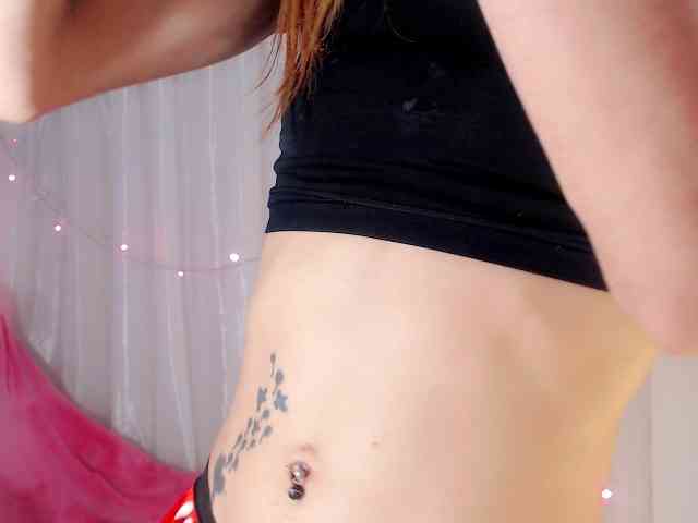 DaniellaSlut Live Webcam on BongaCams