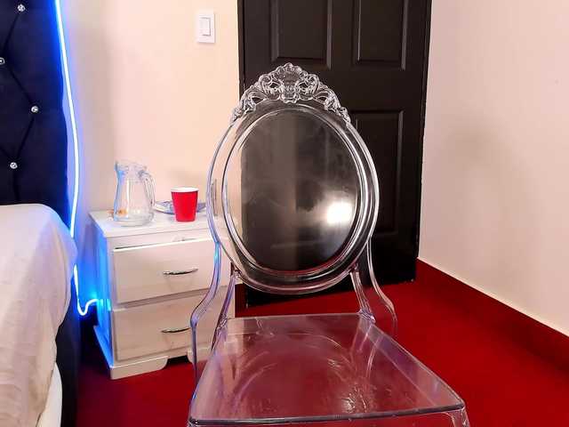 natyxo's BongaCams show and profile