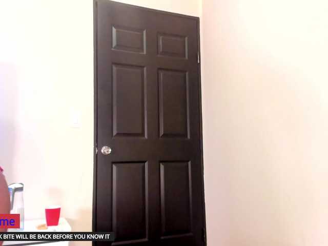 natyxo's BongaCams show and profile