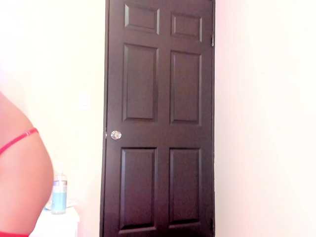 natyxo's BongaCams show and profile