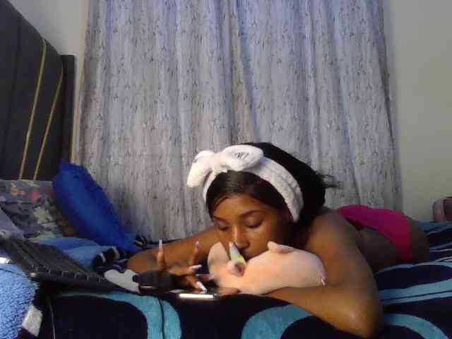 Fl0werssxoxo Fl0werssxoxo