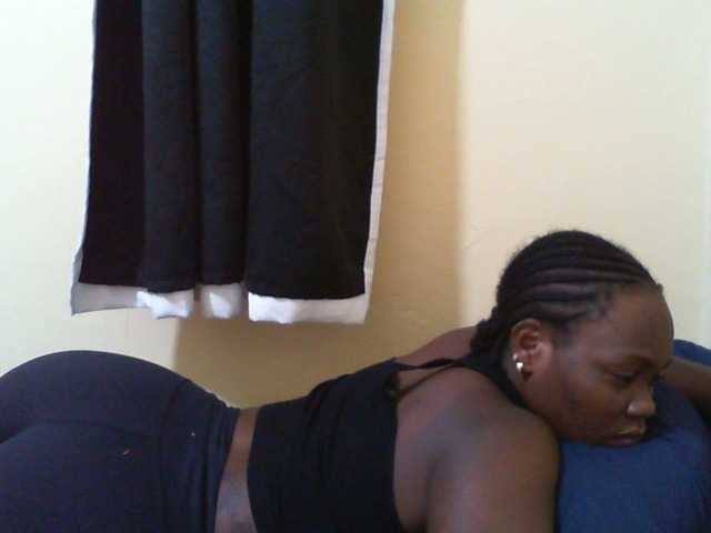 Teasequeen streaming on Webcambliss