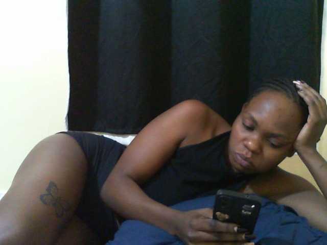 Teasequeen broadcasting live