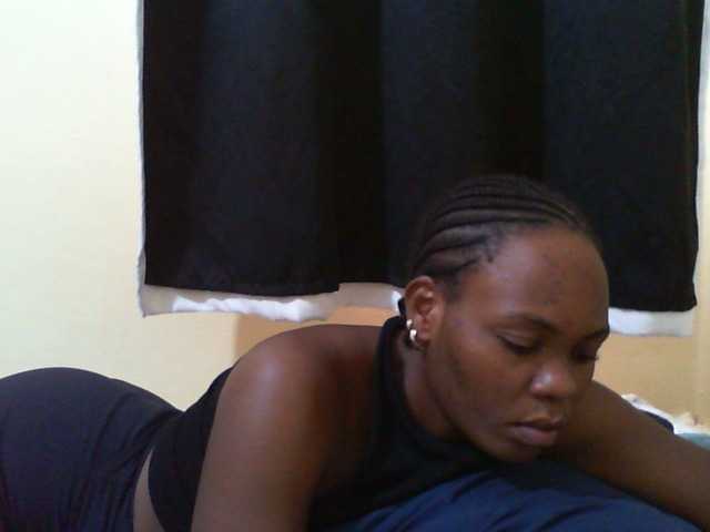 Teasequeen broadcasting live