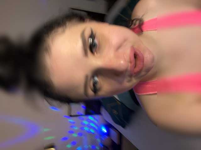 Miss-Meagggg preview