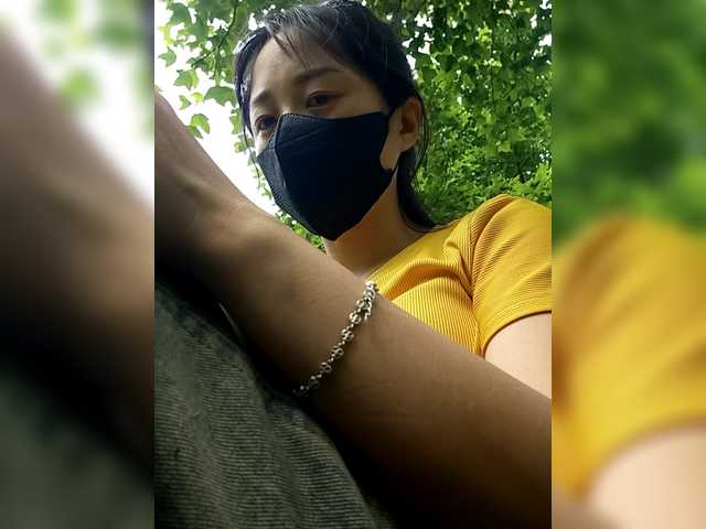 Clover6's BongaCams show and profile