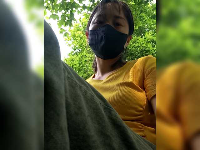 Clover6's BongaCams show and profile