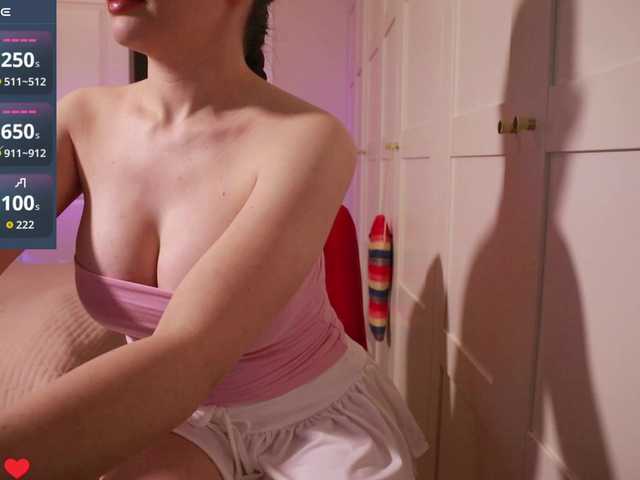 VictoriaVegas's BongaCams show and profile