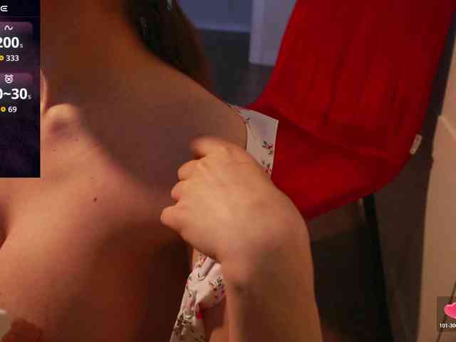 VictoriaVegas webcam