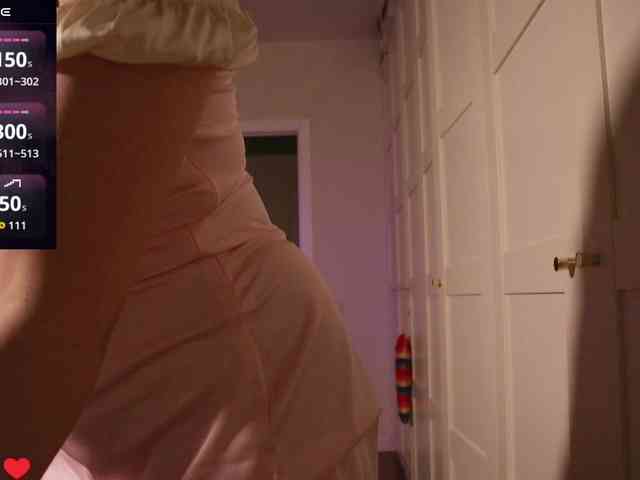 VictoriaVegas webcam