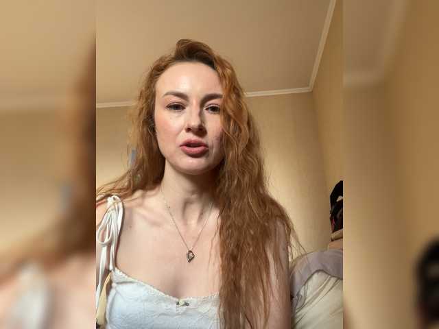 Blue-Agata's BongaCams show and profile