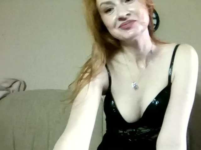 Blue-Agata — Hi everyone! In the group chat, there's dancing, striptease, and teasing.In the private chat, it's the same, plus a little ass and pussy up close.Discuss group and private chats in advance in PM!I don't communicate on other platforms!!!!