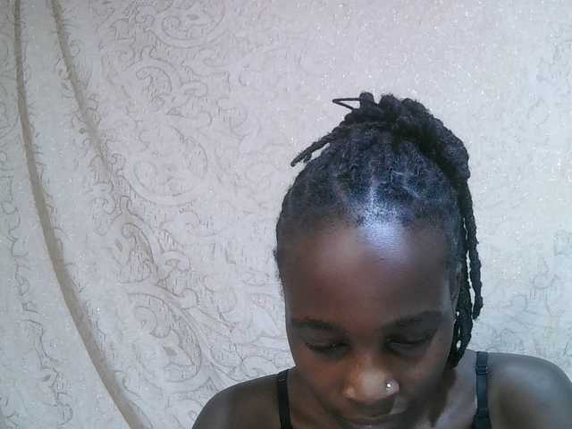 pritty-amber's BongaCams show and profile