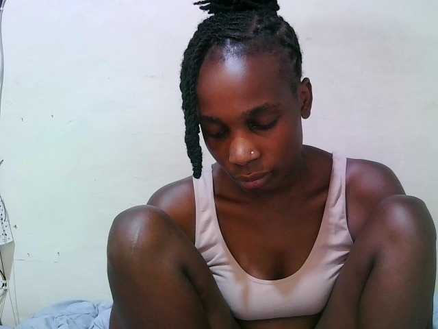 pritty-amber's BongaCams show and profile