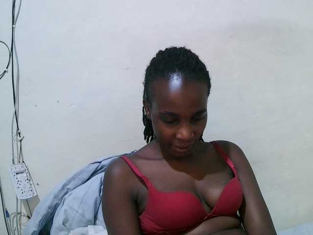 pritty-amber's BongaCams show and profile