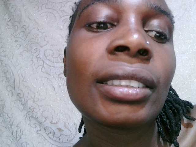 pritty-amber's BongaCams show and profile