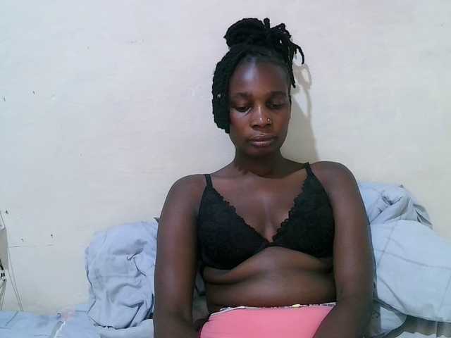 pritty-amber's BongaCams show and profile