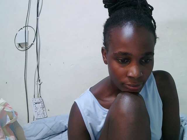 pritty-amber's BongaCams show and profile