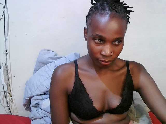 pritty-amber's BongaCams show and profile