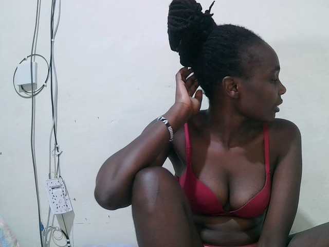 pritty-amber's BongaCams show and profile