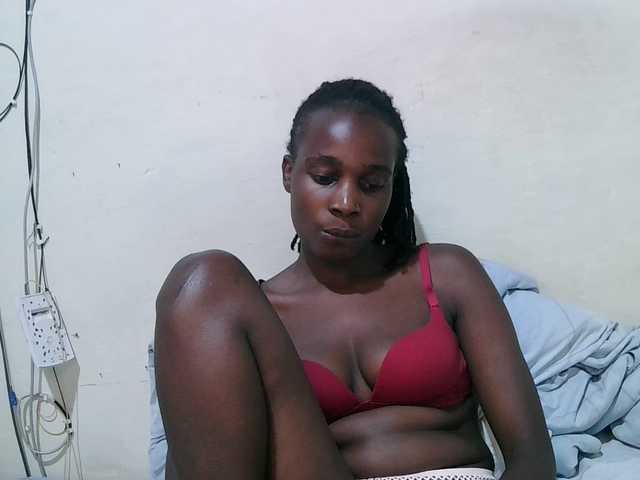 pritty-amber's BongaCams show and profile