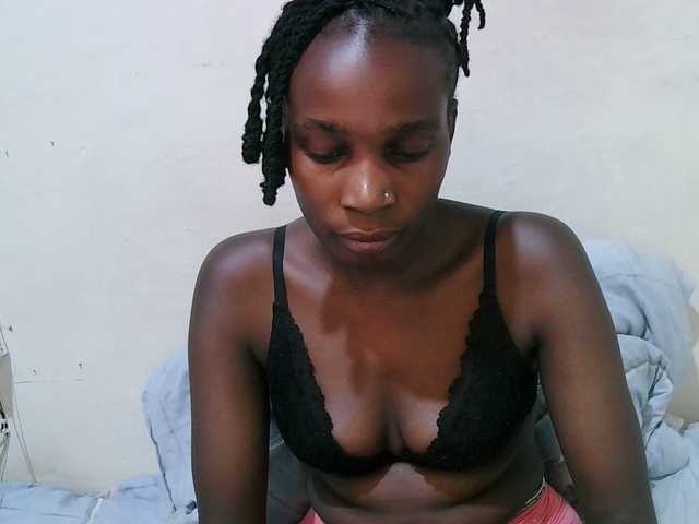 pritty-amber's BongaCams show and profile