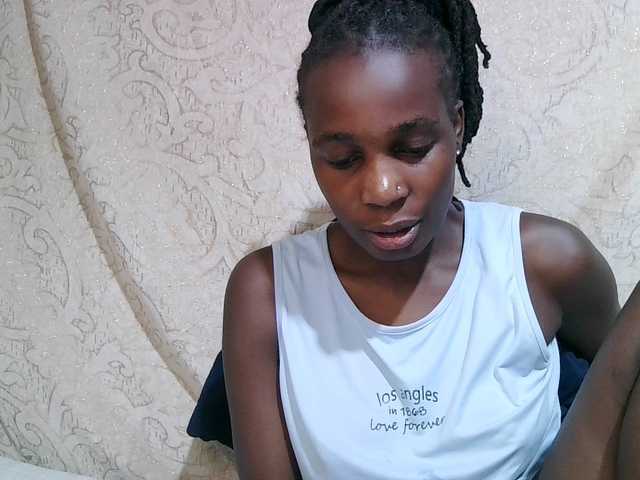 pritty-amber's BongaCams show and profile