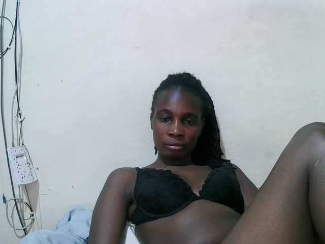 pritty-amber's BongaCams show and profile