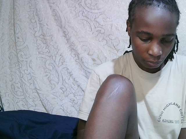 pritty-amber's BongaCams show and profile