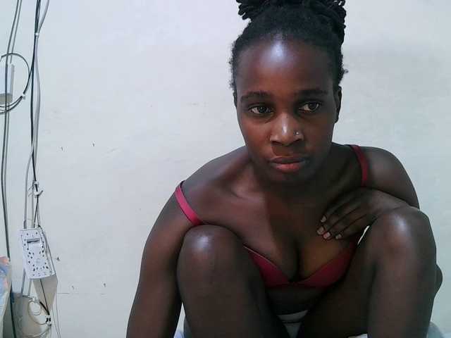 pritty-amber's BongaCams show and profile