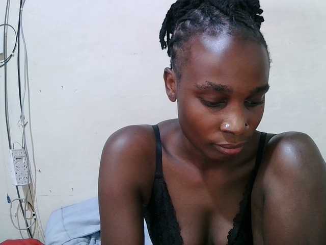 pritty-amber's BongaCams show and profile