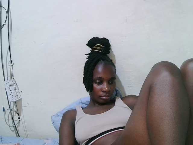 pritty-amber's BongaCams show and profile