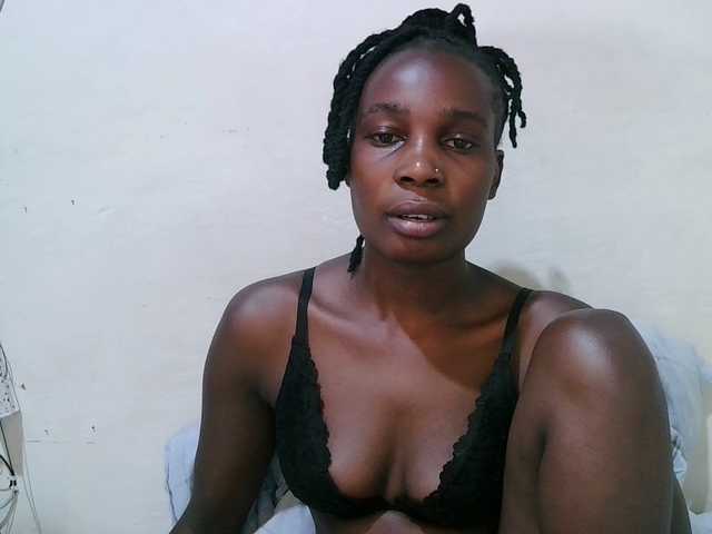 pritty-amber's BongaCams show and profile