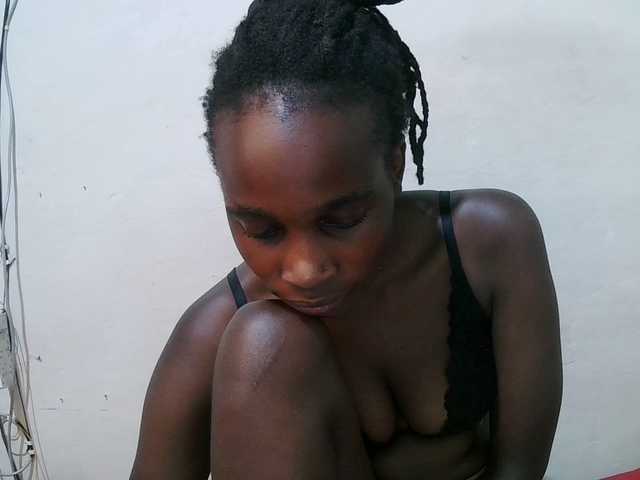 pritty-amber's BongaCams show and profile