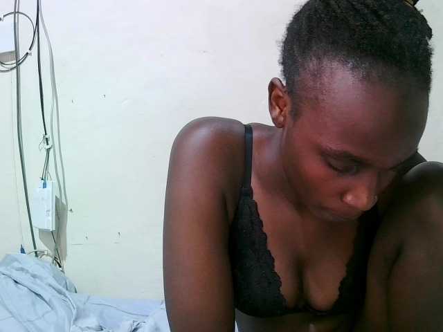 pritty-amber's BongaCams show and profile