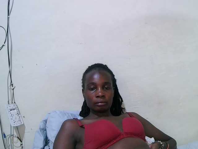 pritty-amber's BongaCams show and profile