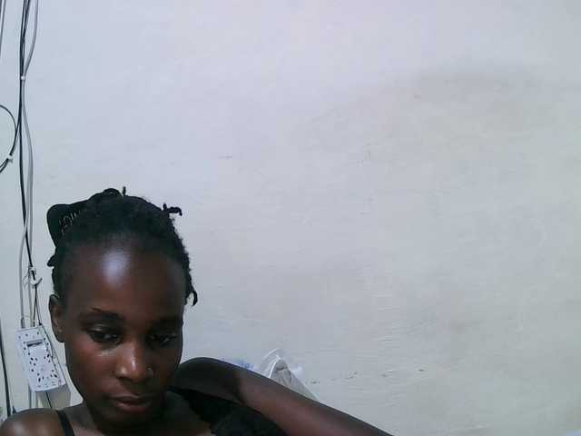 pritty-amber's BongaCams show and profile