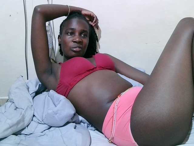 pritty-amber's BongaCams show and profile