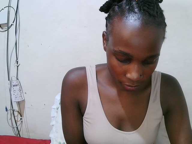 pritty-amber's BongaCams show and profile